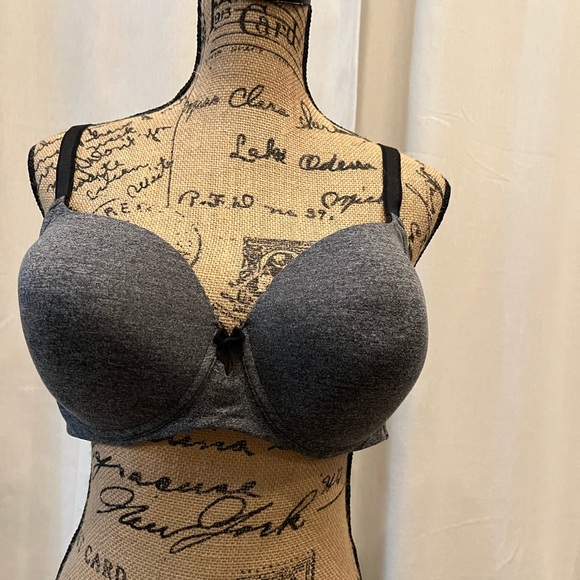 Torrid Curves bra 44B 44 B gray unlined lightly padded - Picture 3 of 3